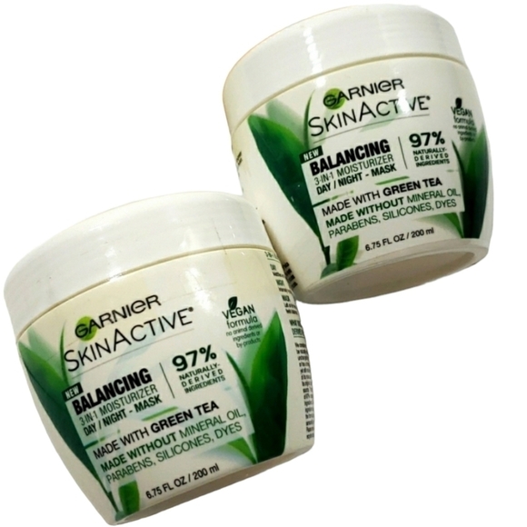 Garnier SkinActive Balancing 3 in 1 Moisturizer Day Night Mask Green Tea 6.75 oz - Picture 1 of 16